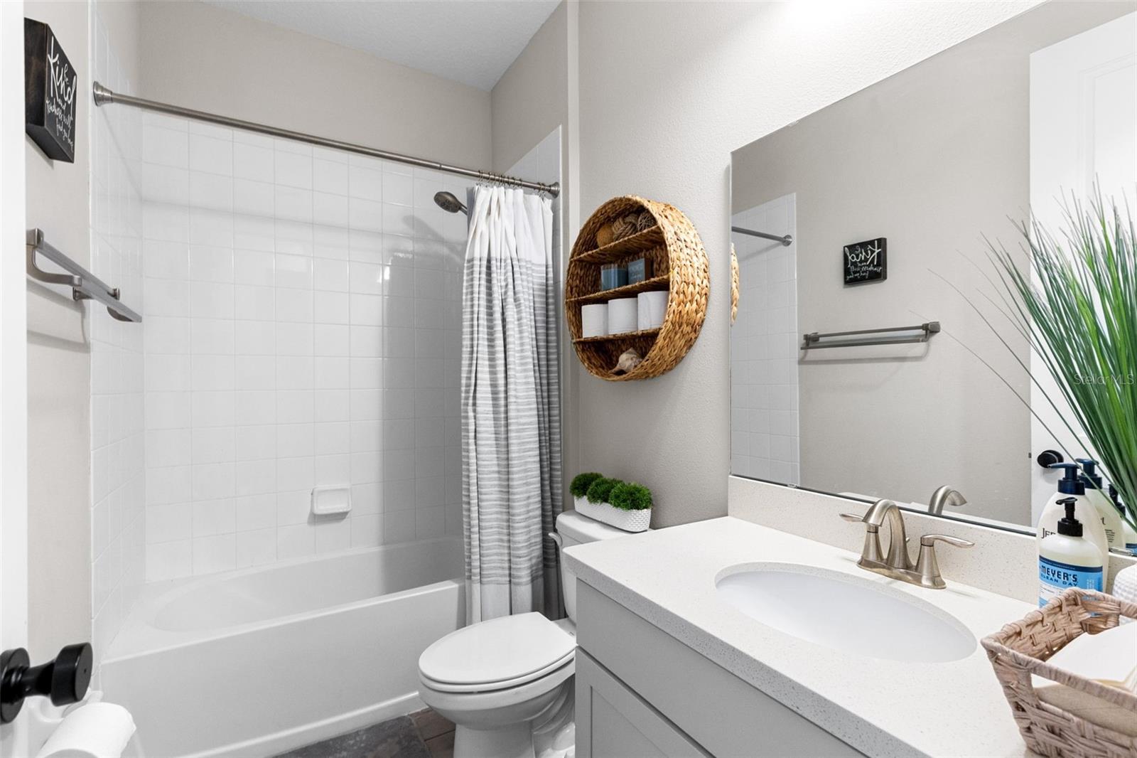 Image 22 of 39 For 705 Primrose Willow Way