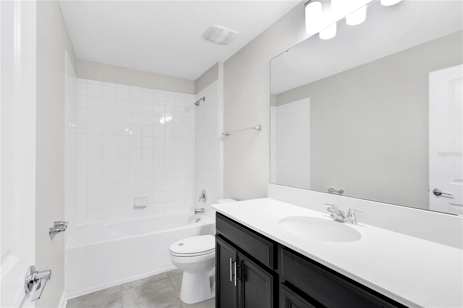 Image 18 of 39 For 10031 Memoir Avenue