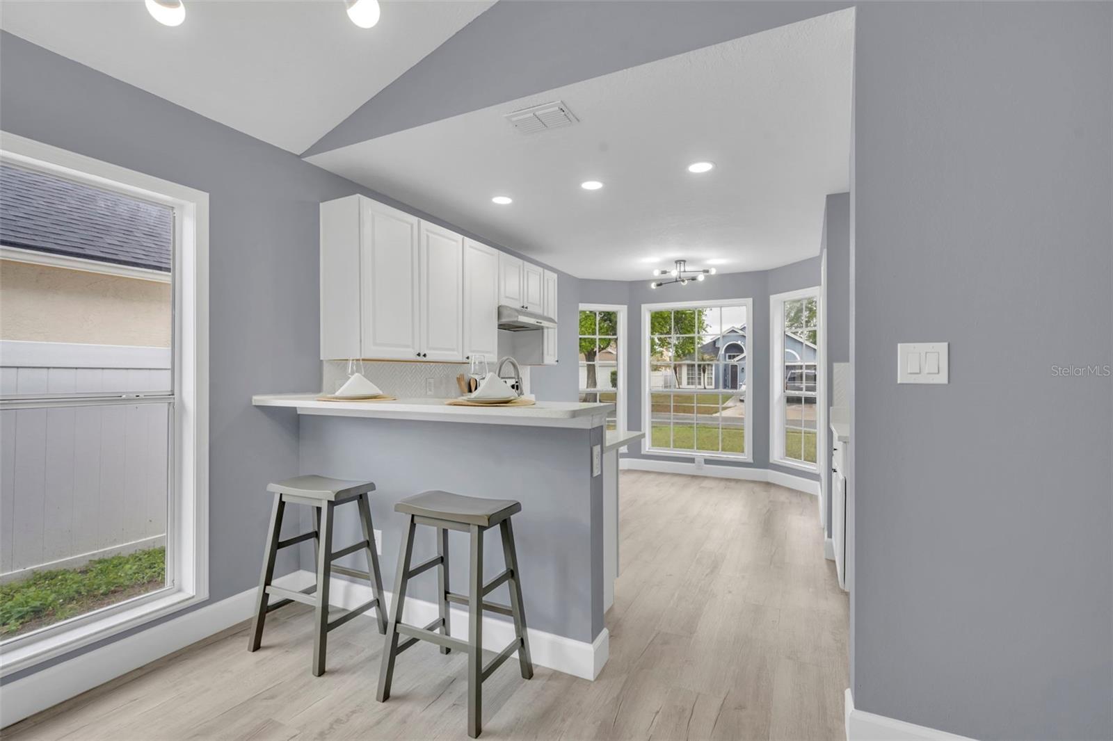 Image 14 of 35 For 7917 Antibes Court