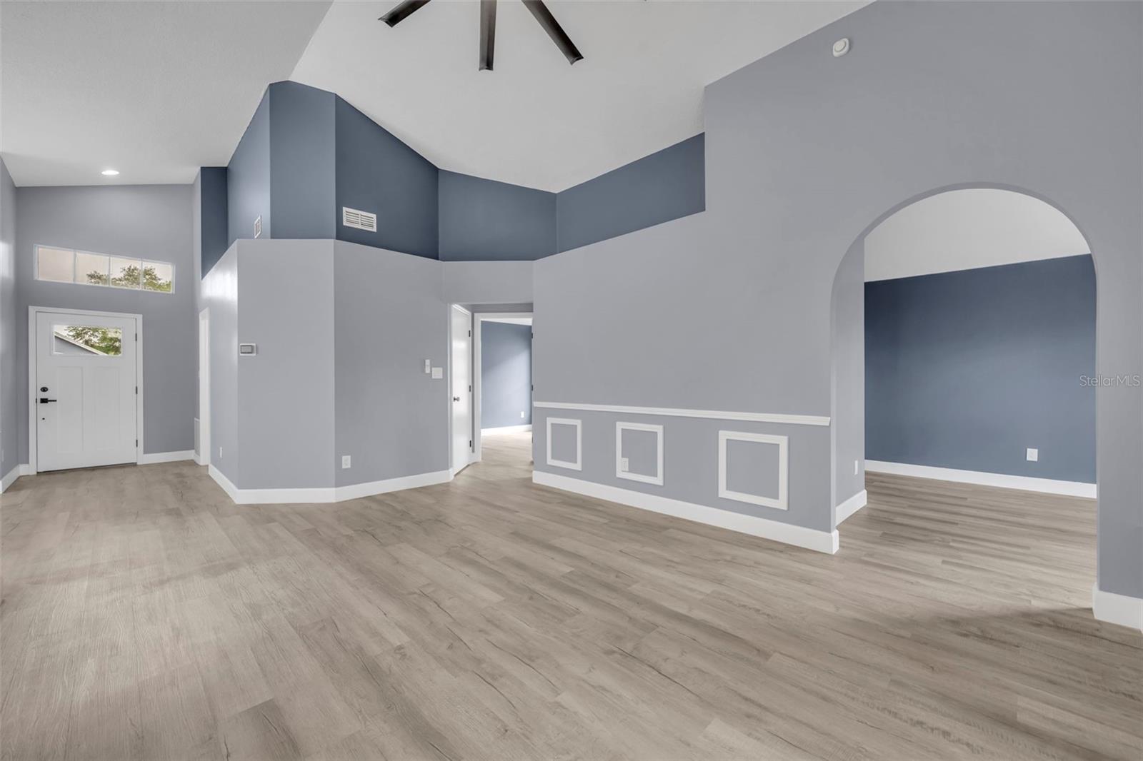 Image 18 of 35 For 7917 Antibes Court