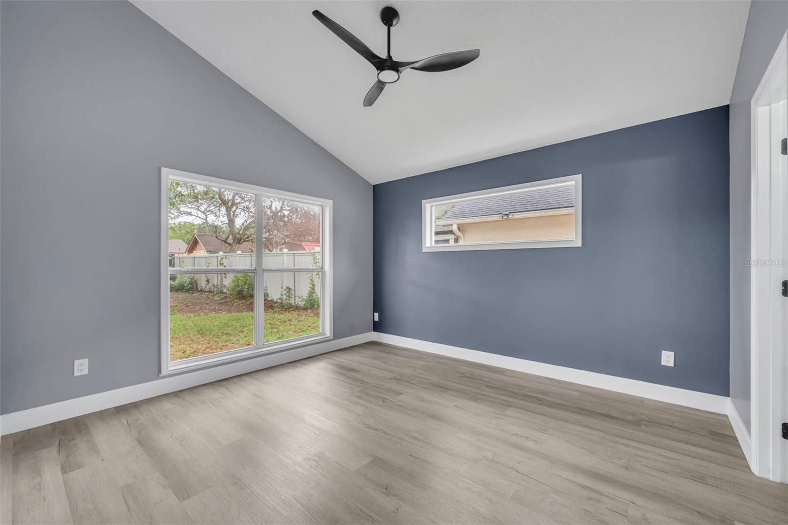 Image 21 of 35 For 7917 Antibes Court