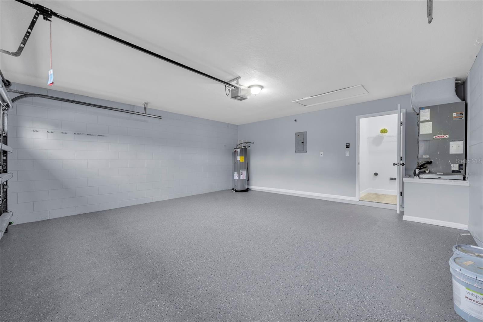 Image 30 of 35 For 7917 Antibes Court