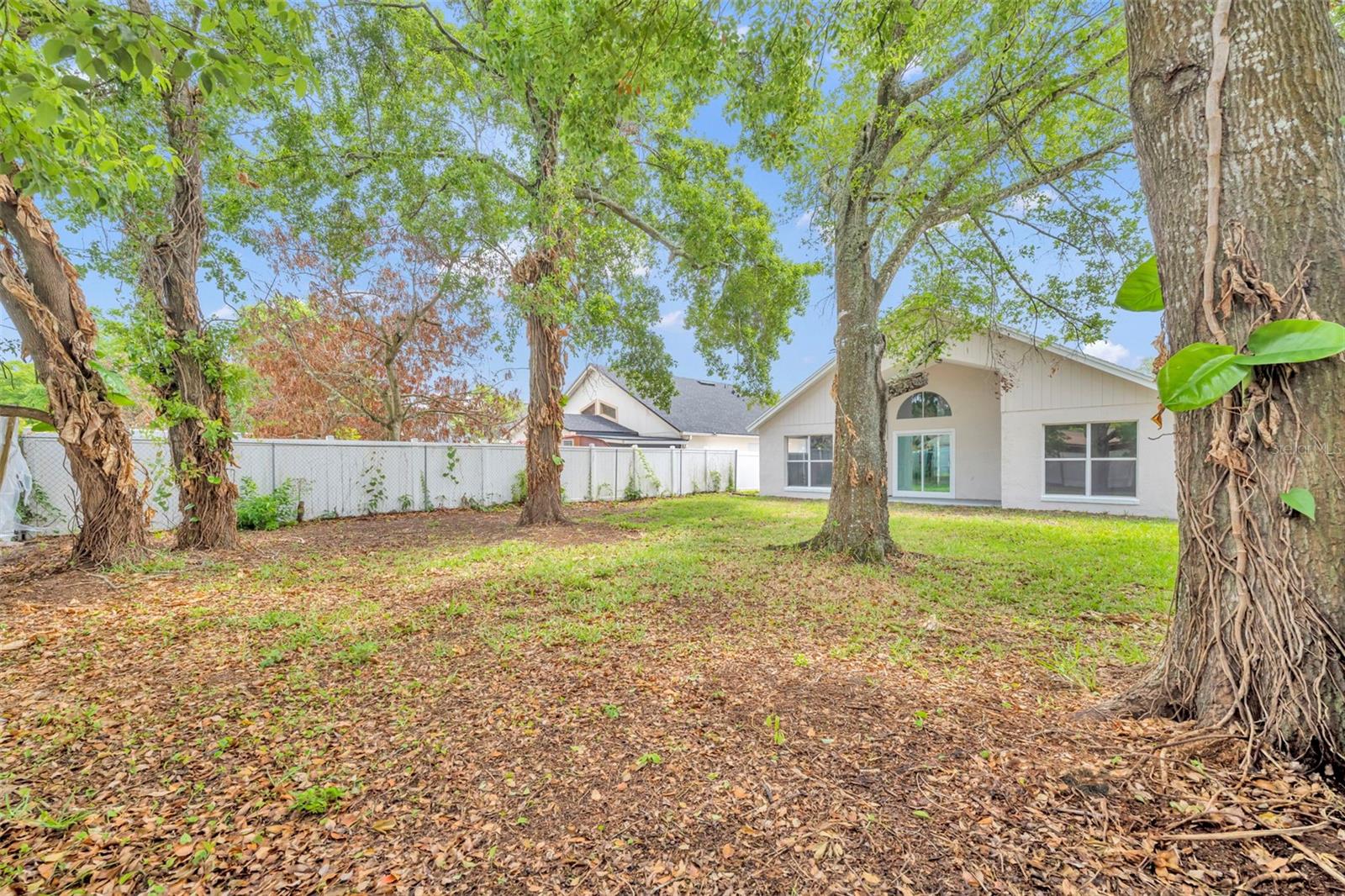 Image 32 of 35 For 7917 Antibes Court