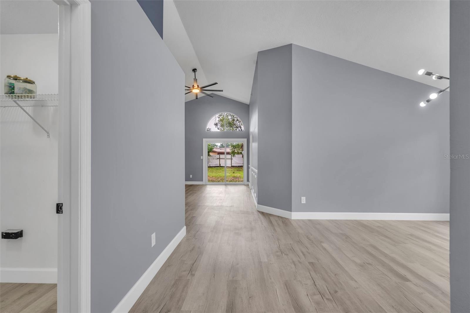 Image 5 of 35 For 7917 Antibes Court