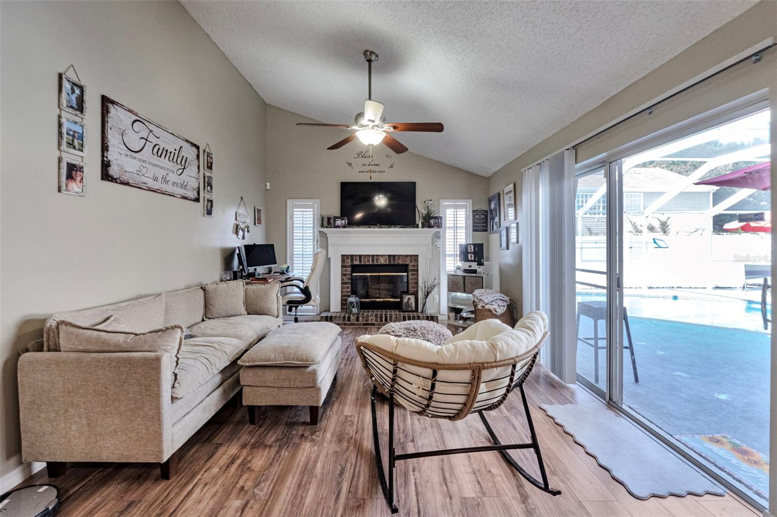 Image 11 of 30 For 9724 Cypress Pond Avenue