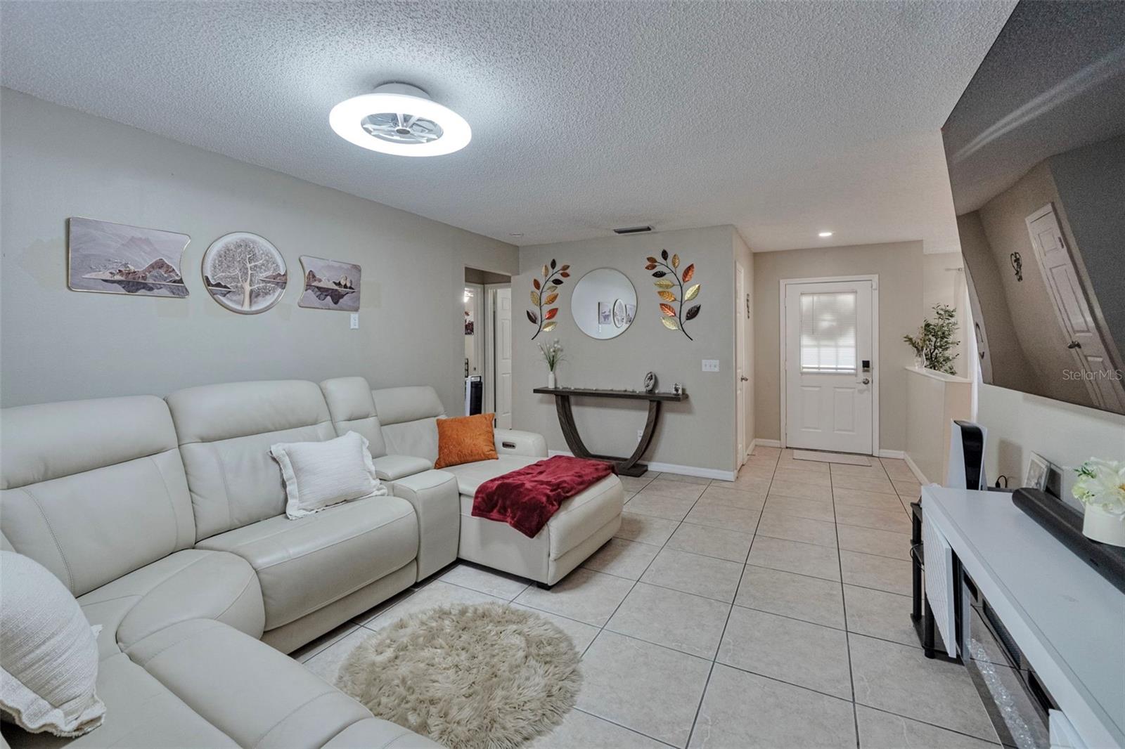 Image 19 of 30 For 9724 Cypress Pond Avenue