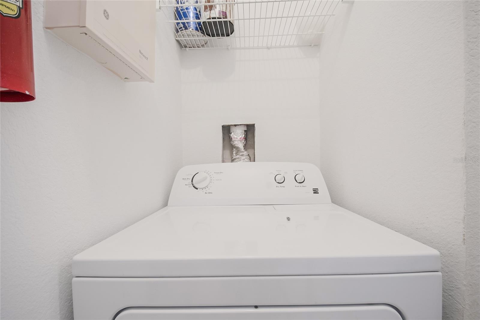 Image 10 of 24 For 6157 Metrowest Boulevard 202