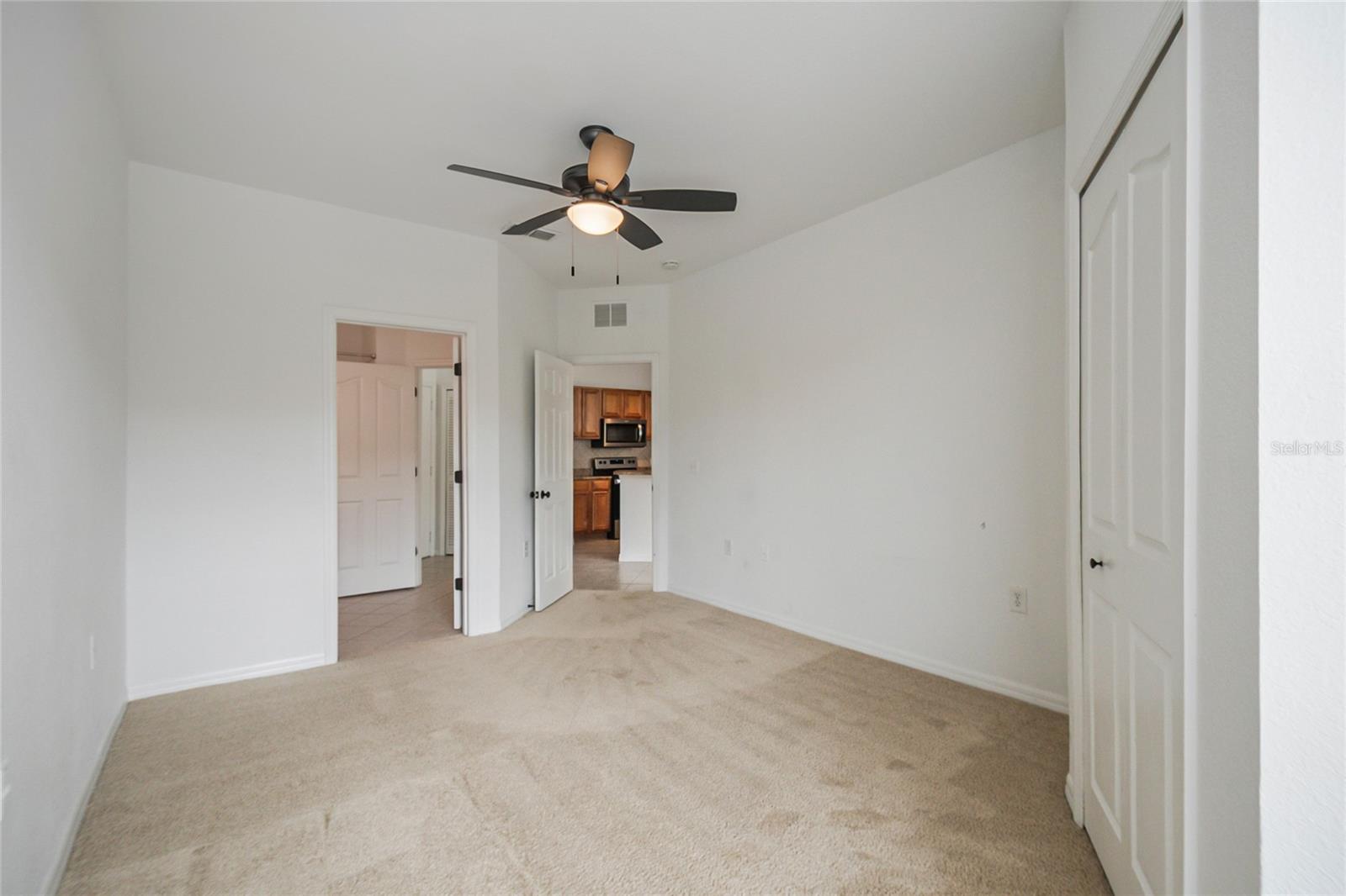 Image 14 of 24 For 6157 Metrowest Boulevard 202