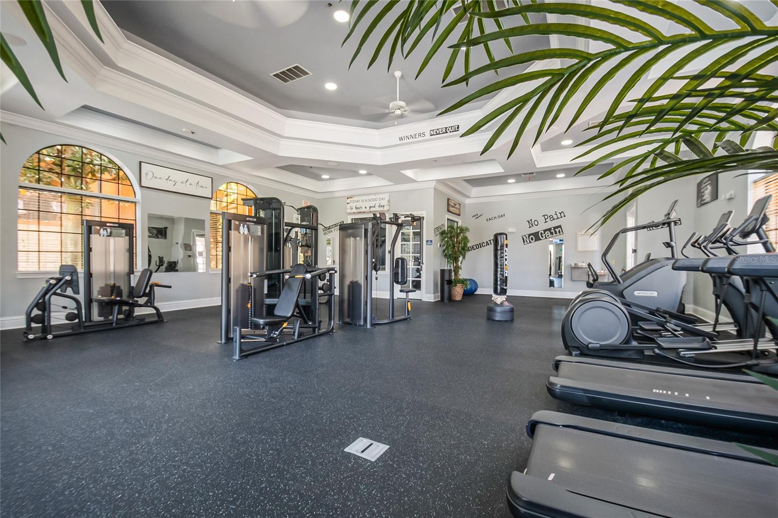 Image 5 of 24 For 6157 Metrowest Boulevard 202