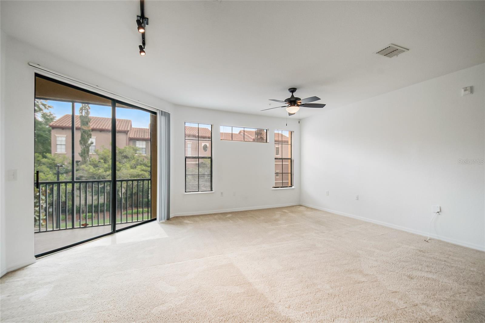 Image 9 of 24 For 6157 Metrowest Boulevard 202