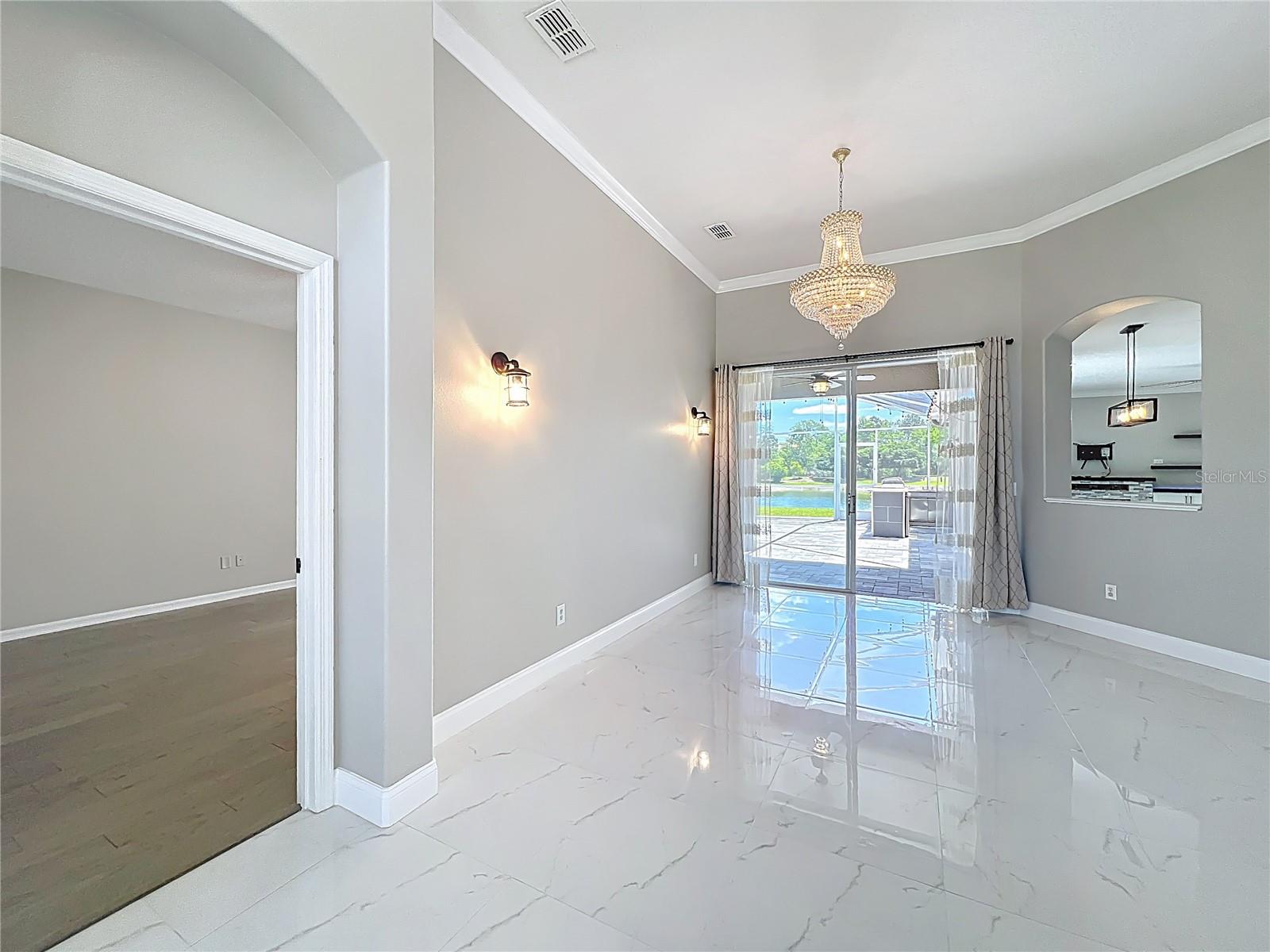 Image 10 of 98 For 9334 Whispering Meadows Lane