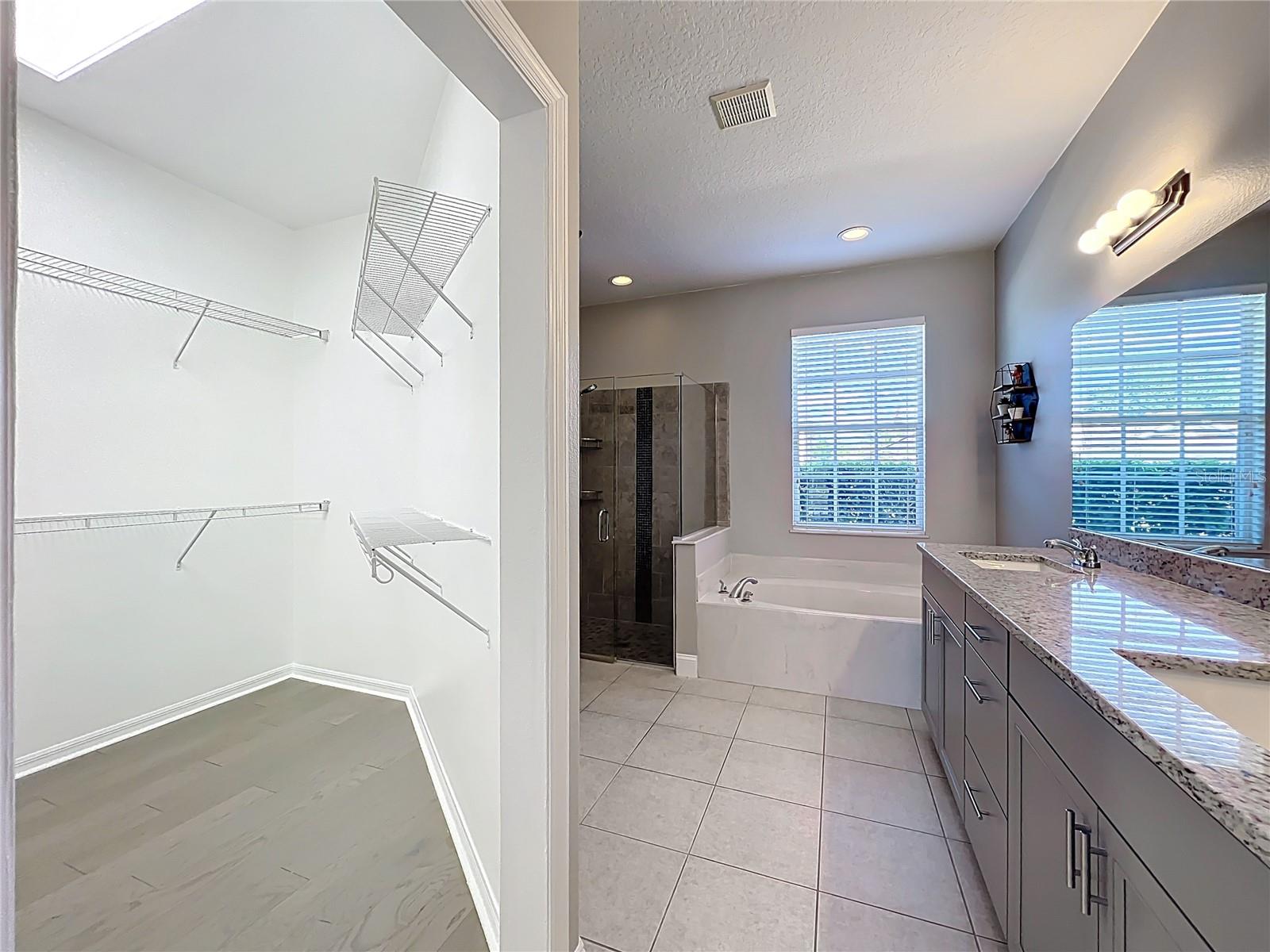 Image 36 of 98 For 9334 Whispering Meadows Lane