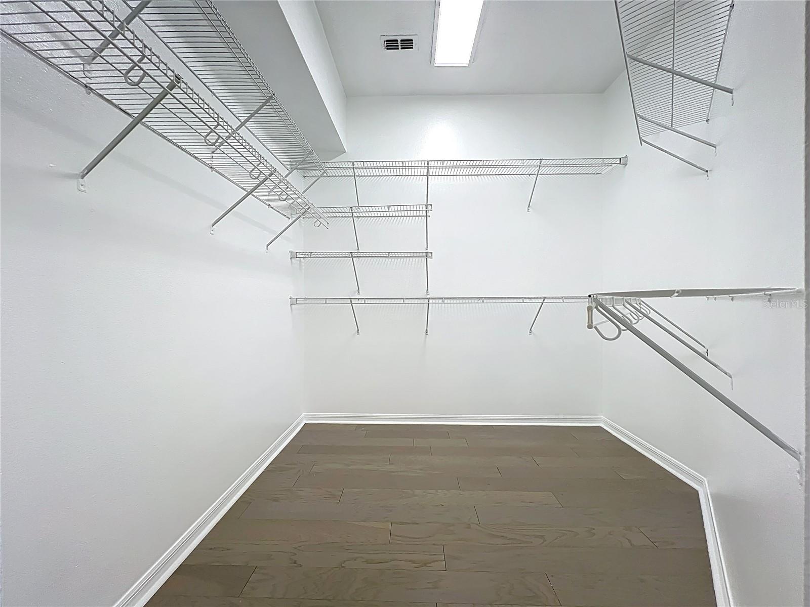 Image 37 of 98 For 9334 Whispering Meadows Lane