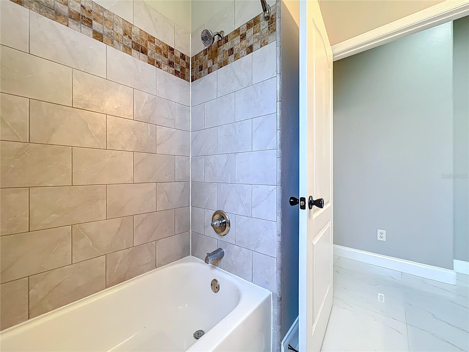 Image 49 of 98 For 9334 Whispering Meadows Lane