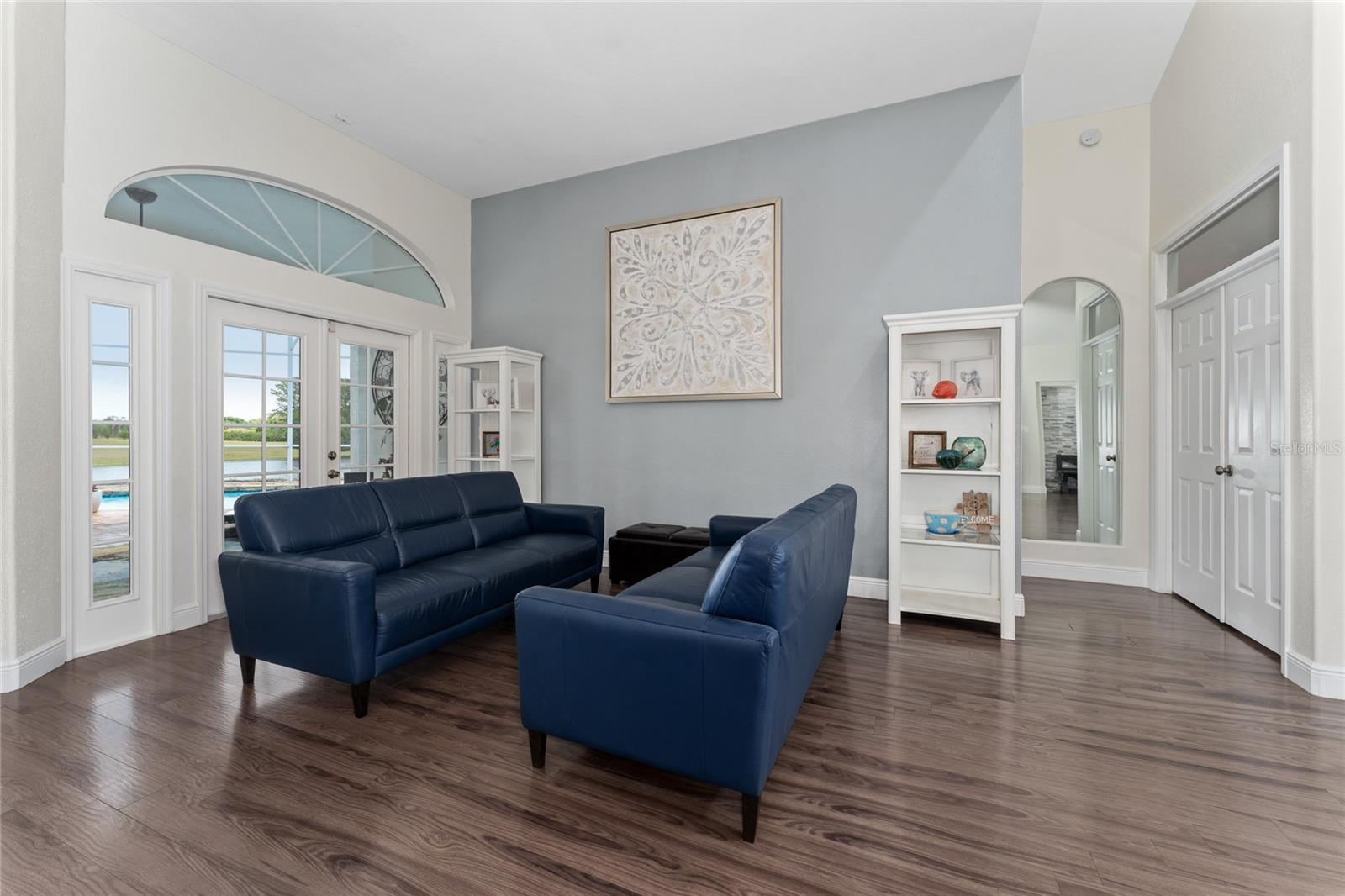 Image 11 of 51 For 7665 Mount Carmel Drive