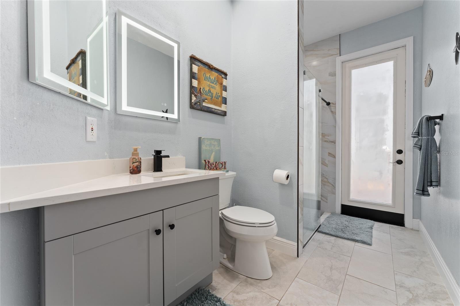 Image 19 of 51 For 7665 Mount Carmel Drive