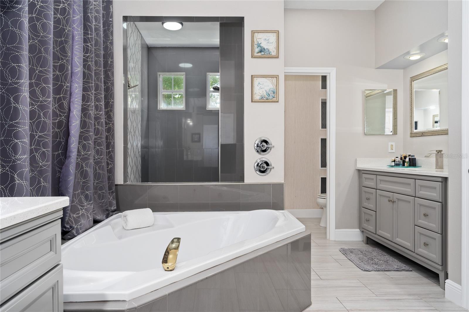 Image 31 of 51 For 7665 Mount Carmel Drive