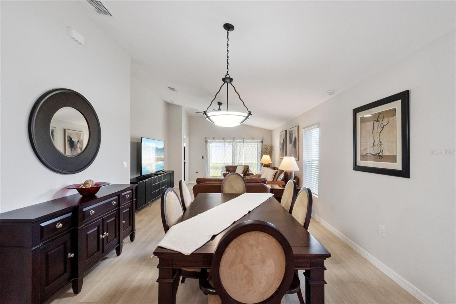 Image 5 of 27 For 4015 Gardenia Avenue