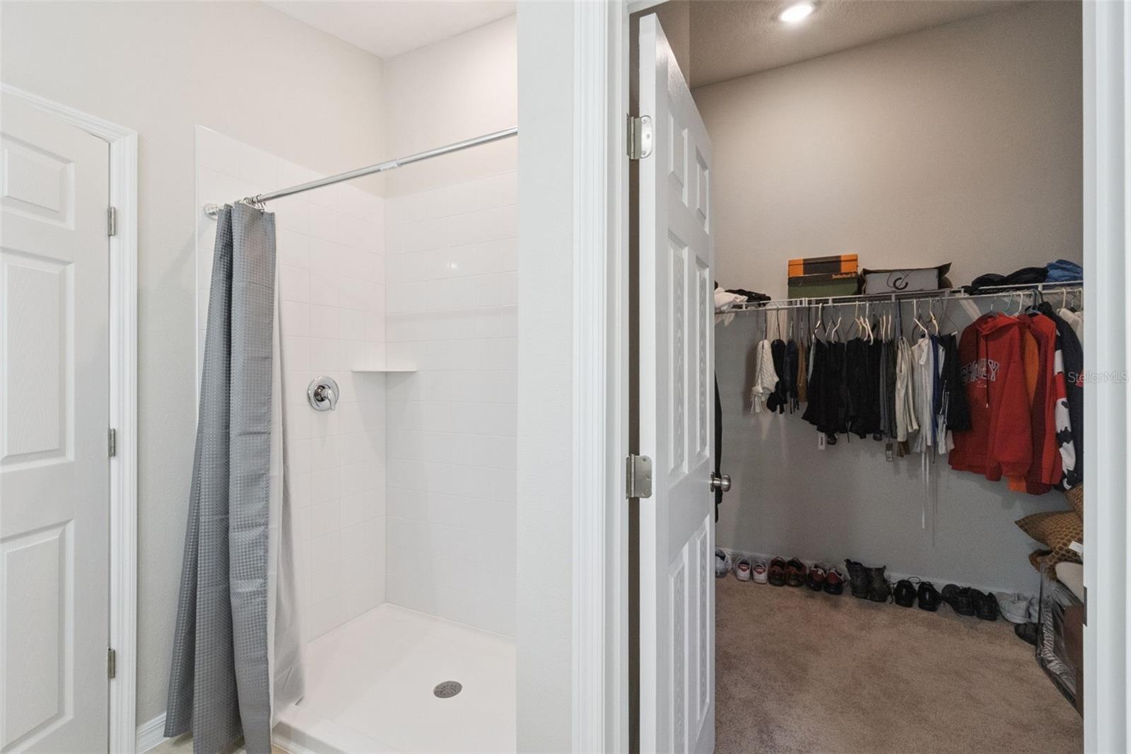 Image 9 of 27 For 4015 Gardenia Avenue