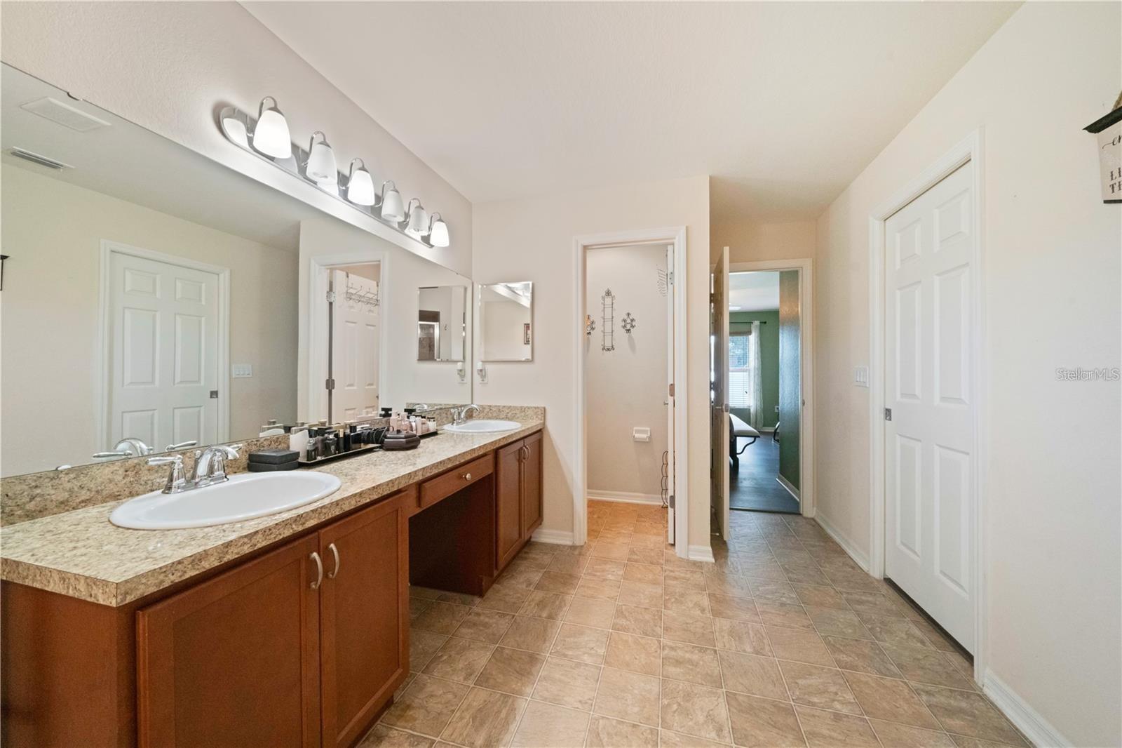 Image 12 of 16 For 6518 Crescent Loop