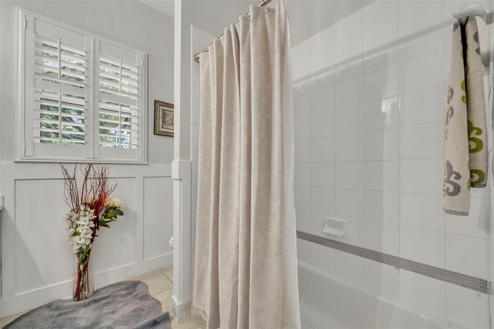 Image 39 of 68 For 13536 Sunset Lakes Circle