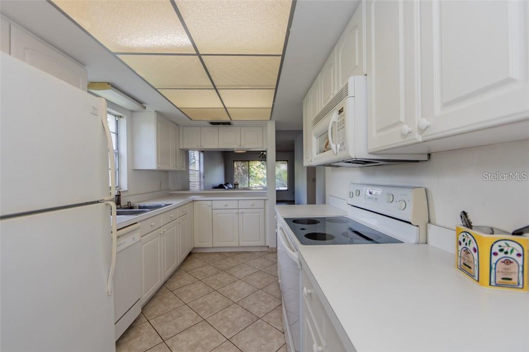 Image 8 of 20 For 5806 Marble Court