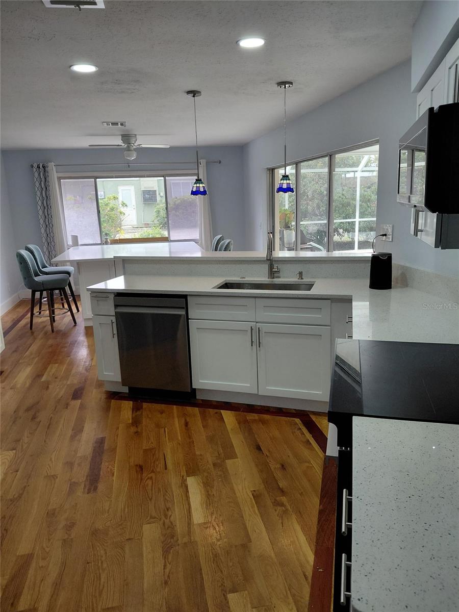 Image 20 of 33 For 43 Windsor Drive