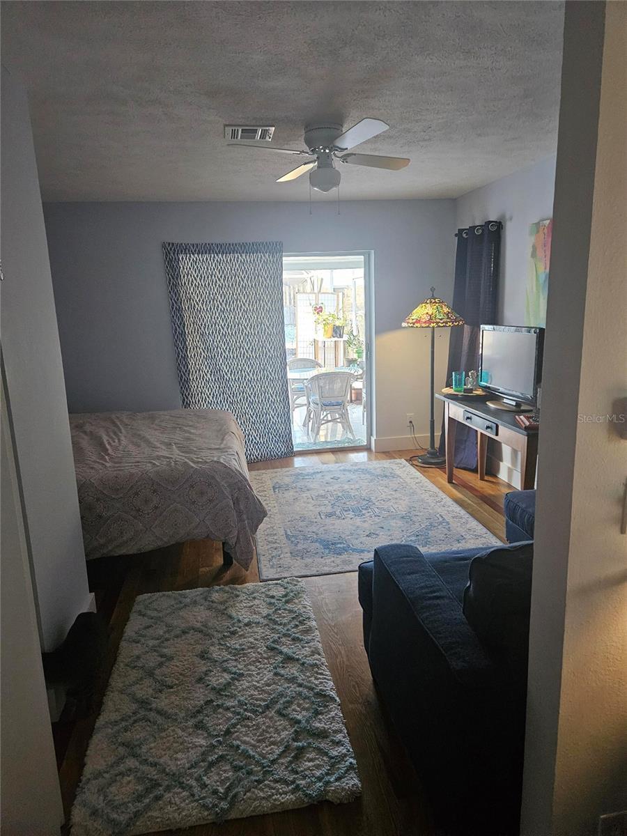 Image 5 of 33 For 43 Windsor Drive