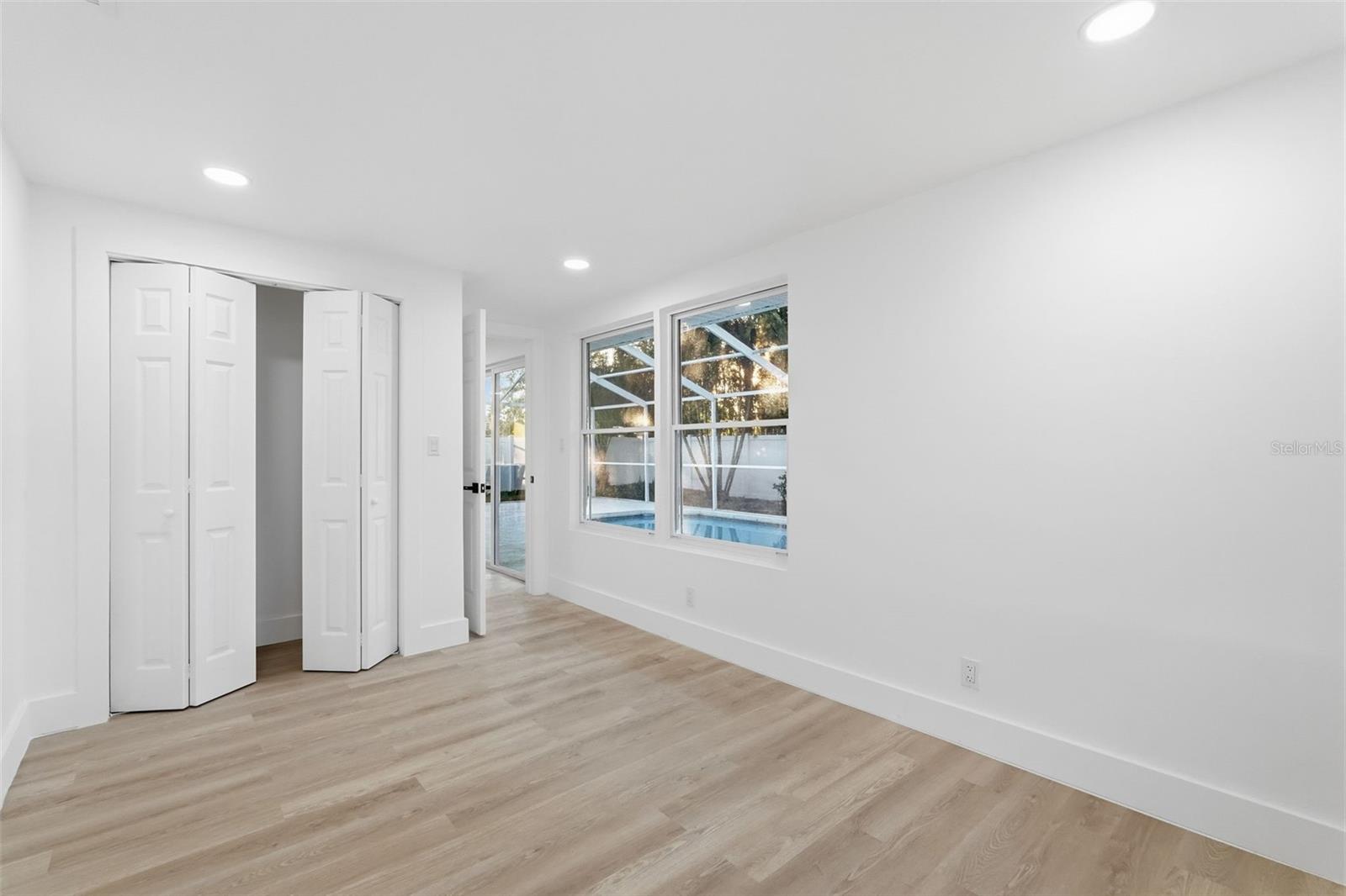 Image 34 of 39 For 2470 Del Rio Way