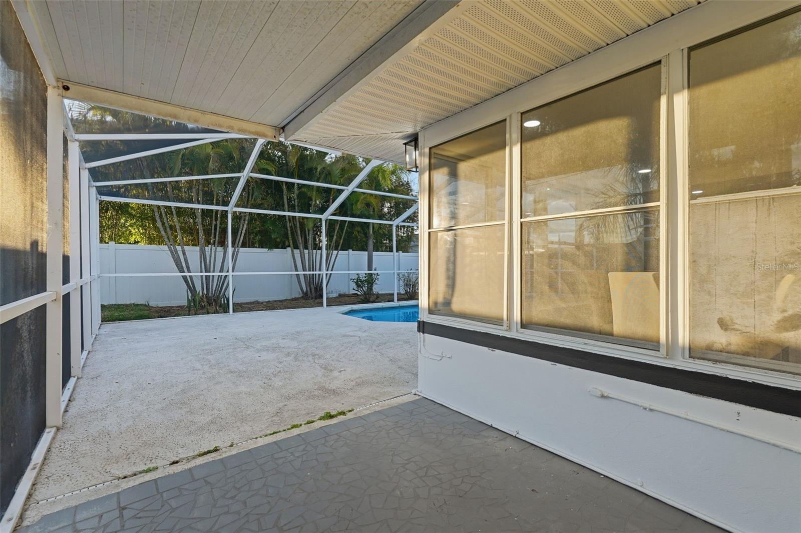 Image 36 of 39 For 2470 Del Rio Way