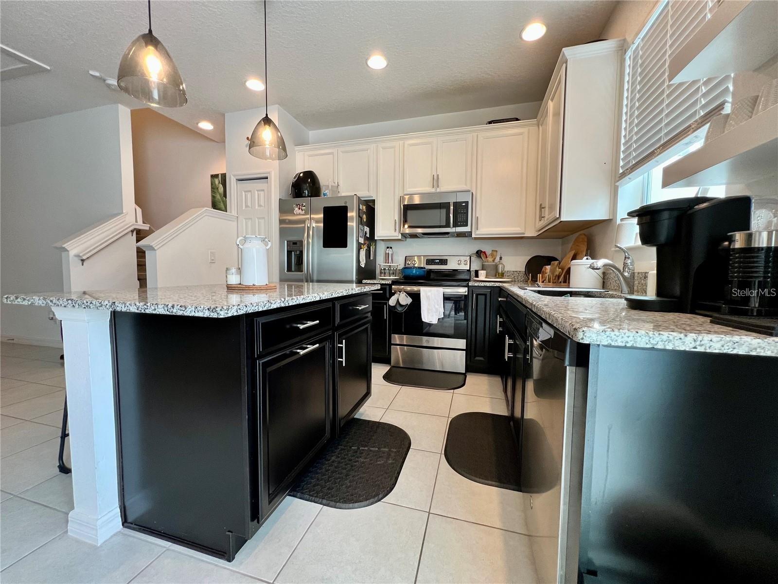 Image 13 of 37 For 6874 Tussilago Way