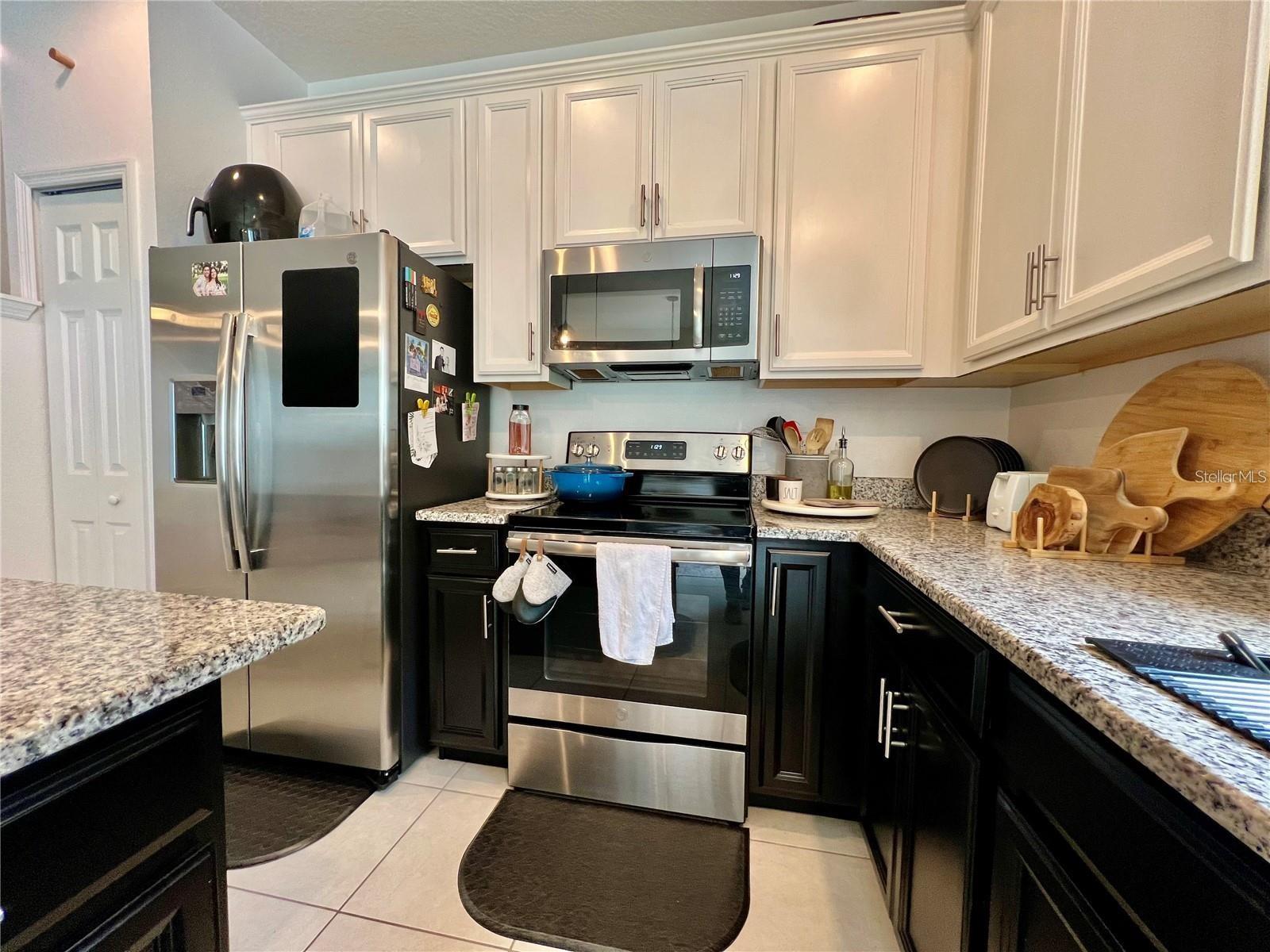 Image 14 of 37 For 6874 Tussilago Way