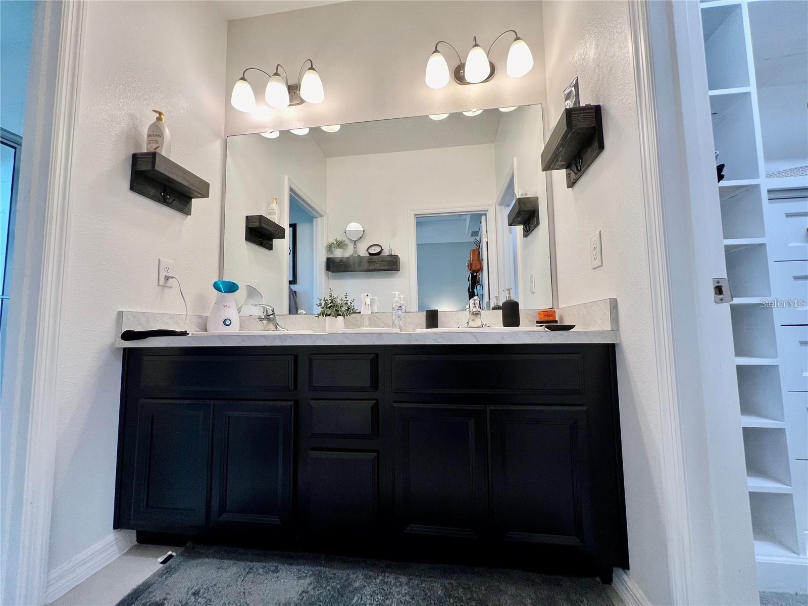 Image 28 of 37 For 6874 Tussilago Way