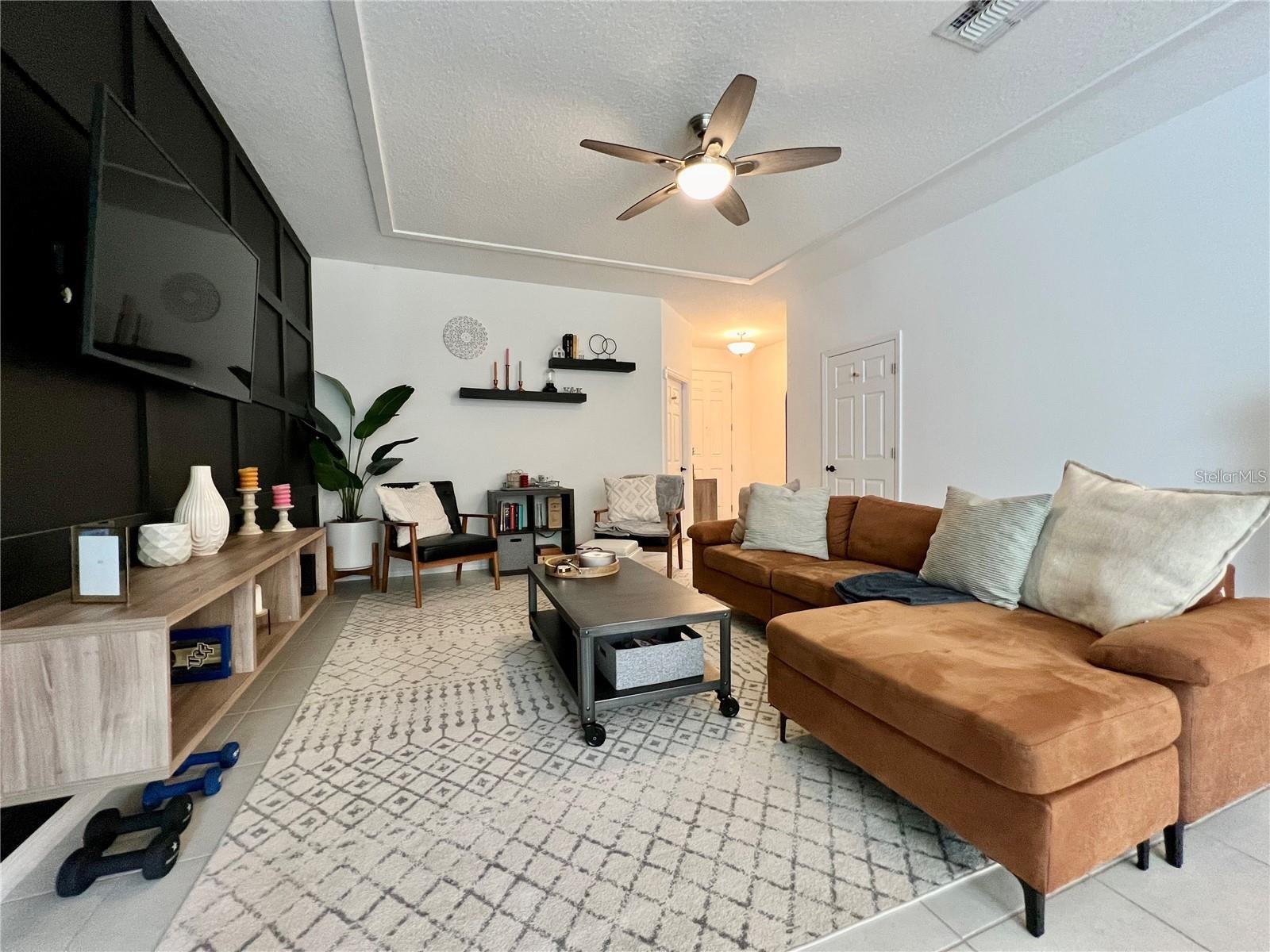 Image 6 of 37 For 6874 Tussilago Way