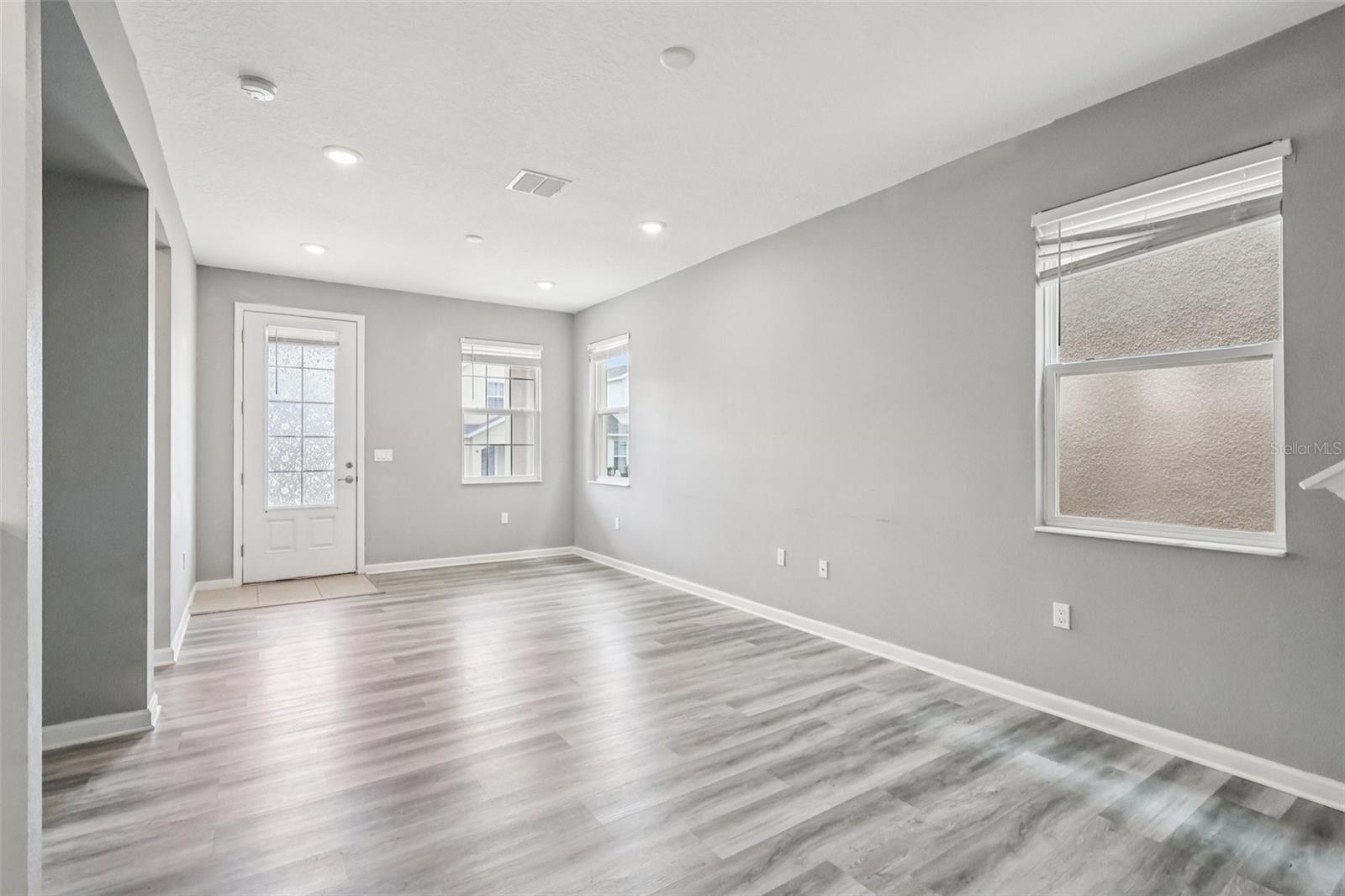 Image 7 of 38 For 203 Boydfield Lane