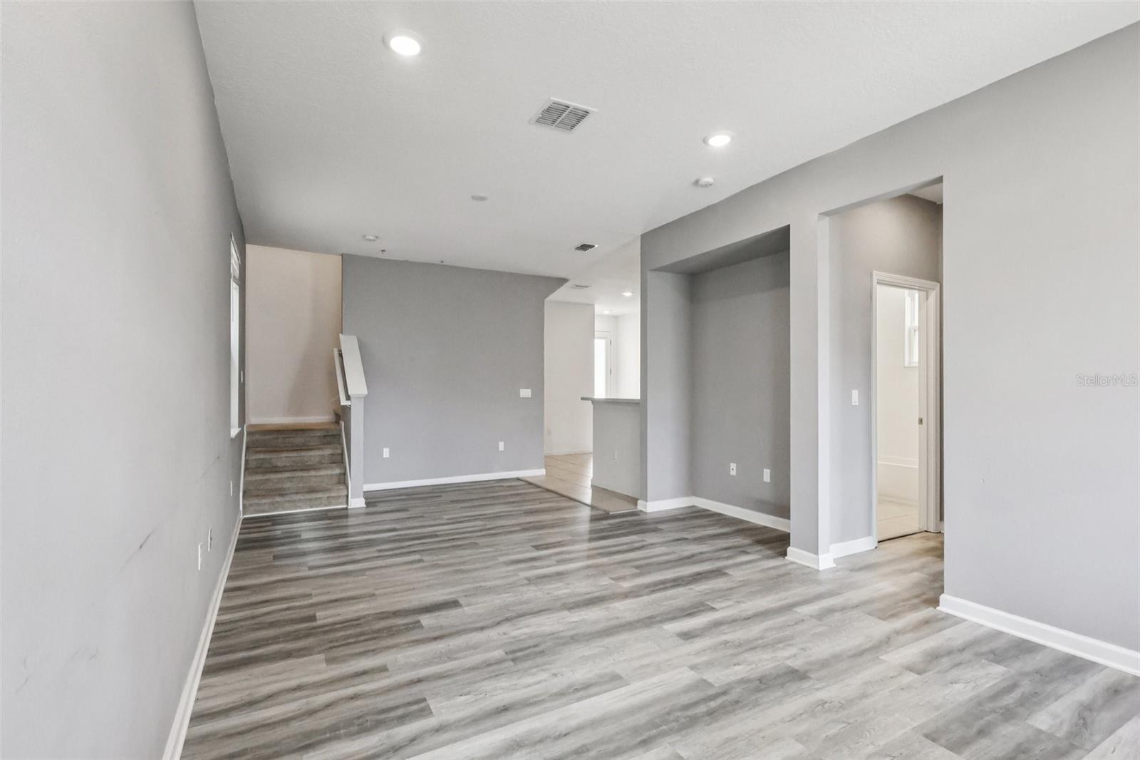 Image 9 of 38 For 203 Boydfield Lane