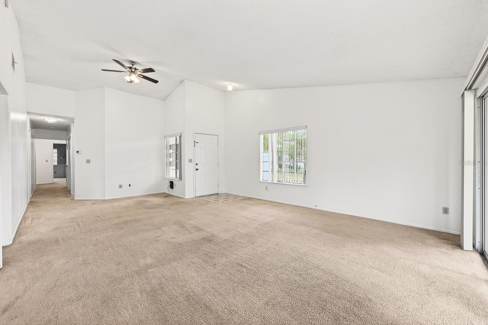 Image 11 of 43 For 568 Abington Court