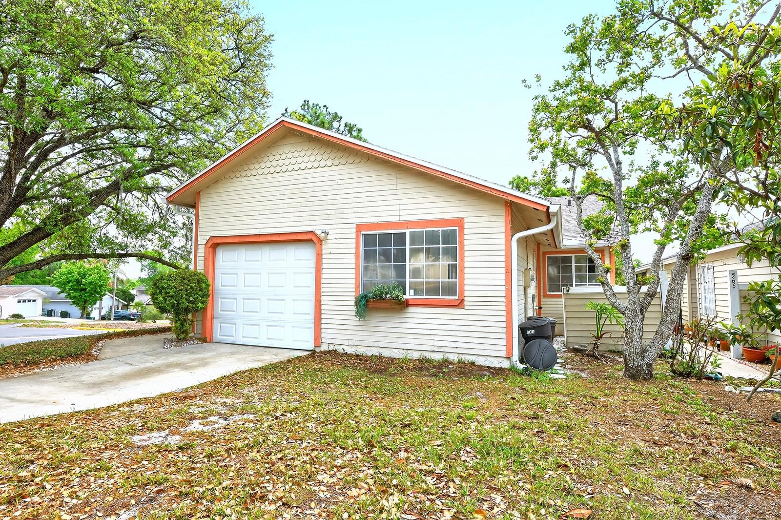 Image 3 of 43 For 568 Abington Court