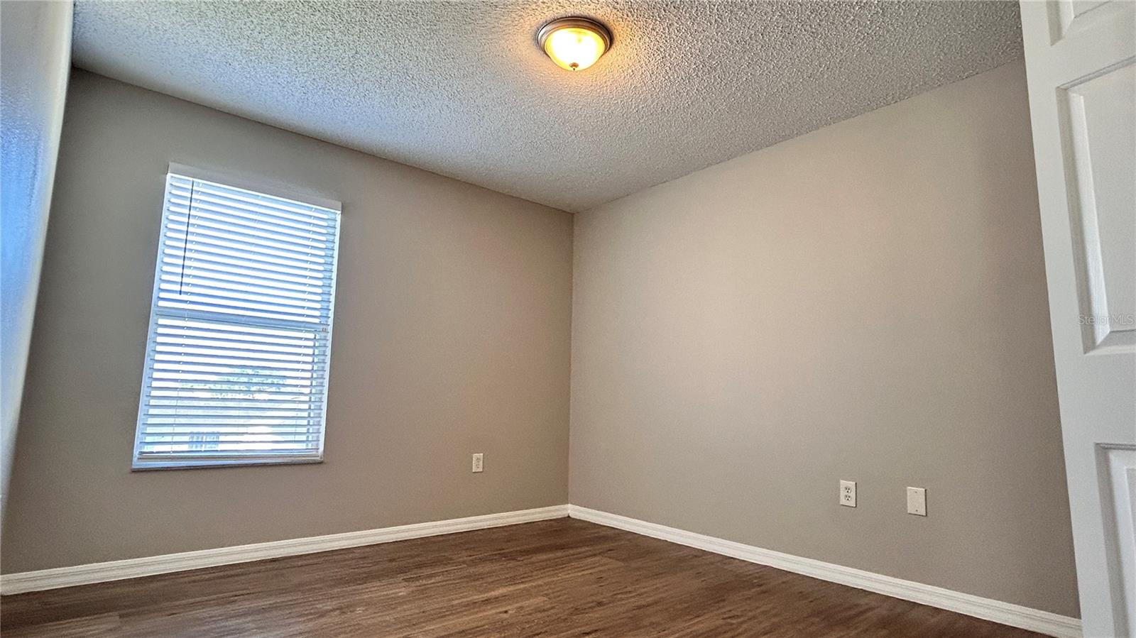 Image 22 of 27 For 420 Marlberry Leaf Court