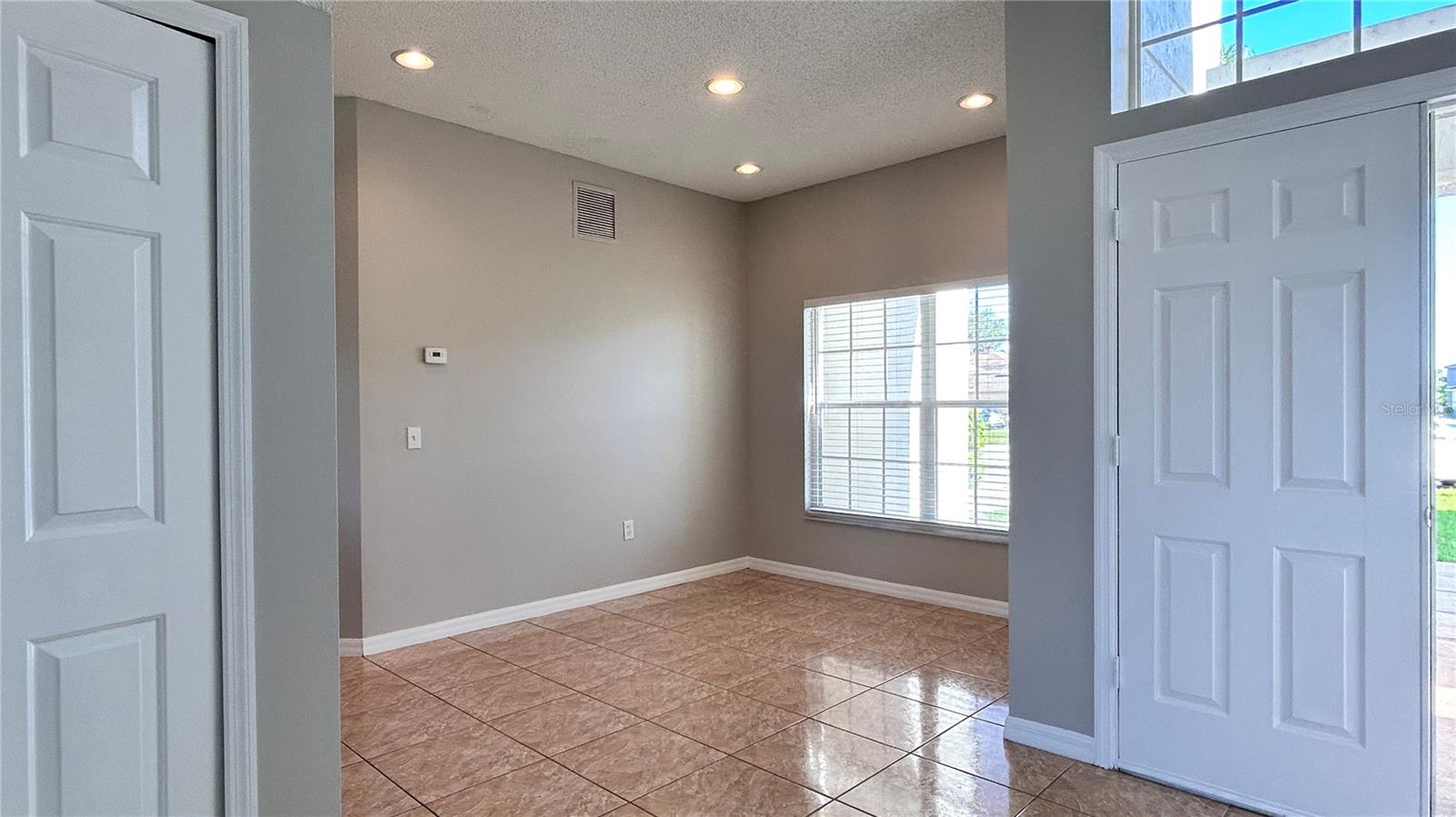 Image 5 of 27 For 420 Marlberry Leaf Court