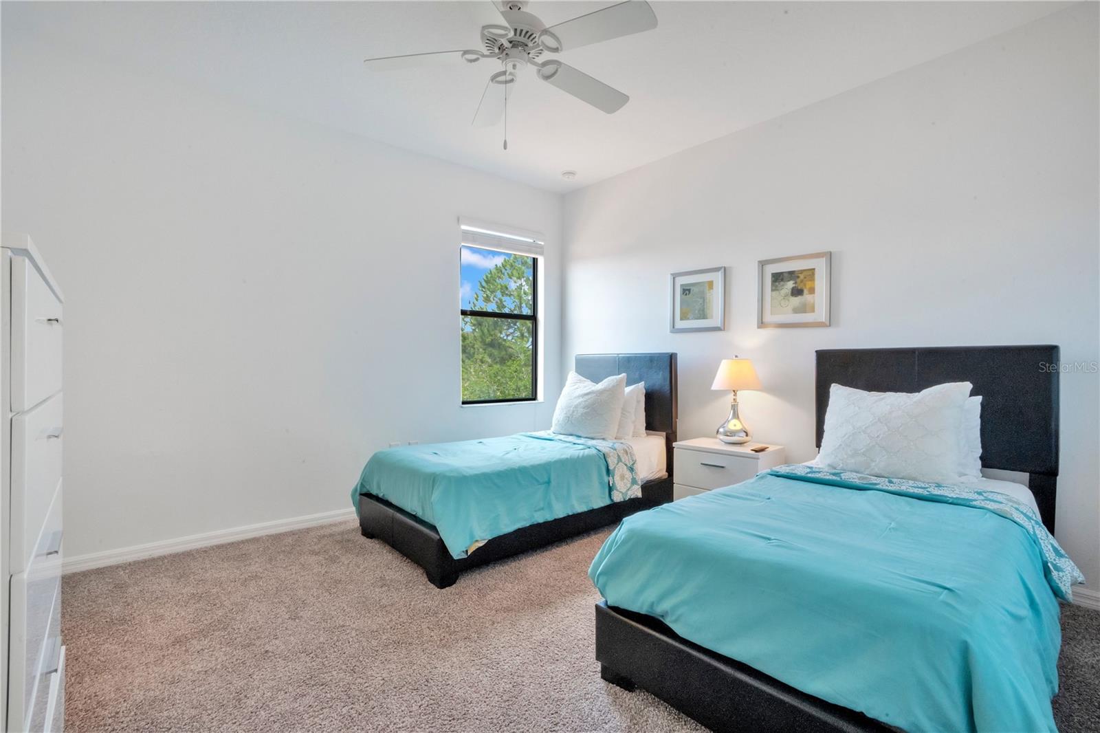 Image 23 of 52 For 2613 Rosemont Circle