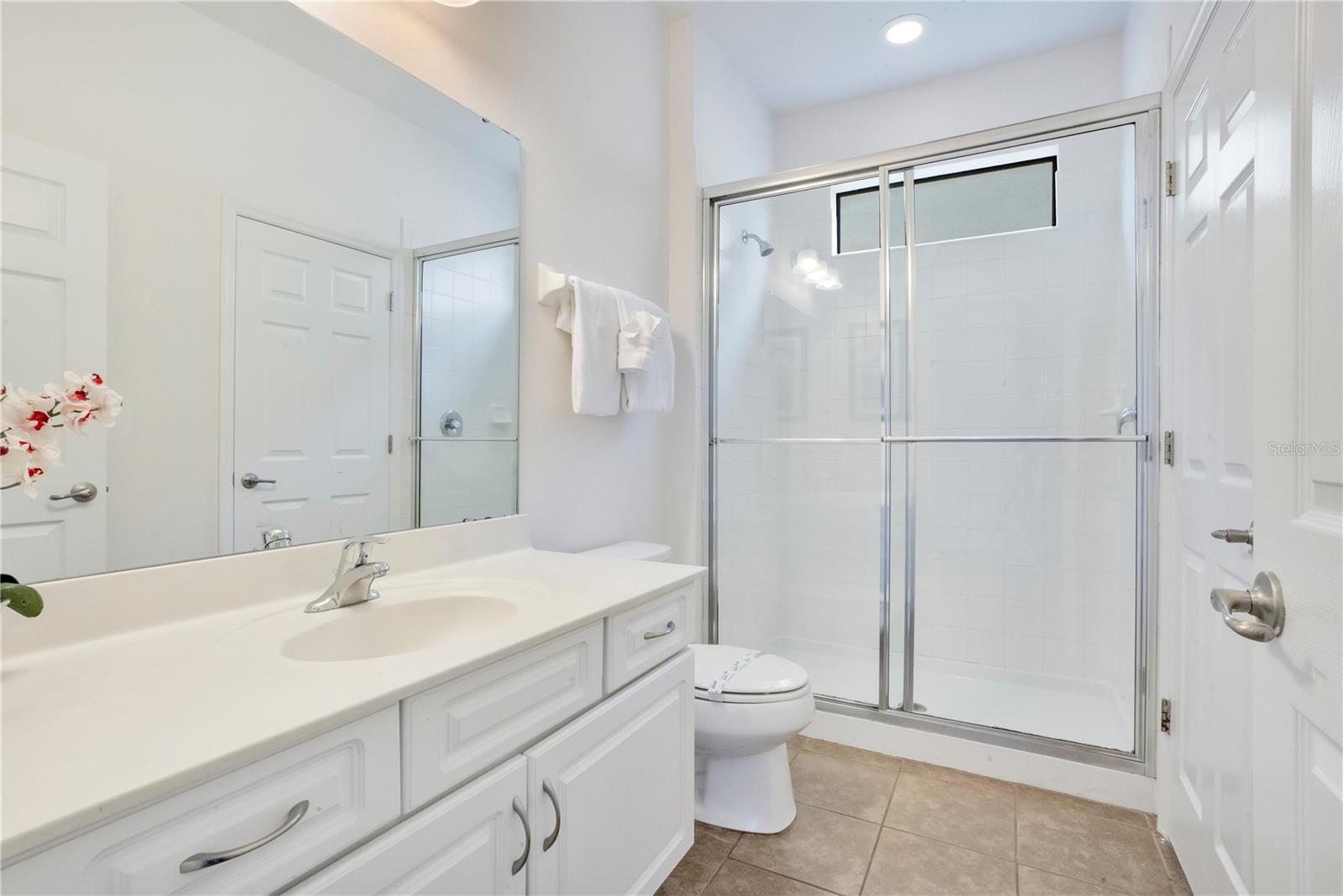 Image 29 of 52 For 2613 Rosemont Circle