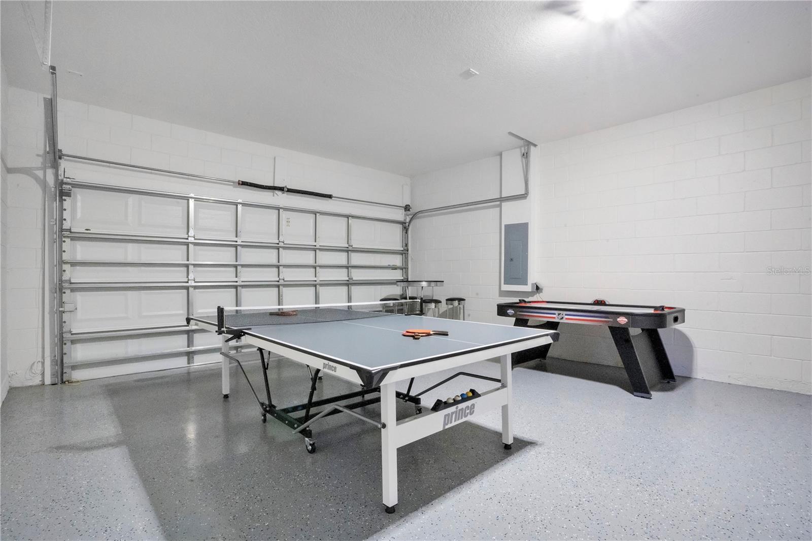 Image 31 of 52 For 2613 Rosemont Circle