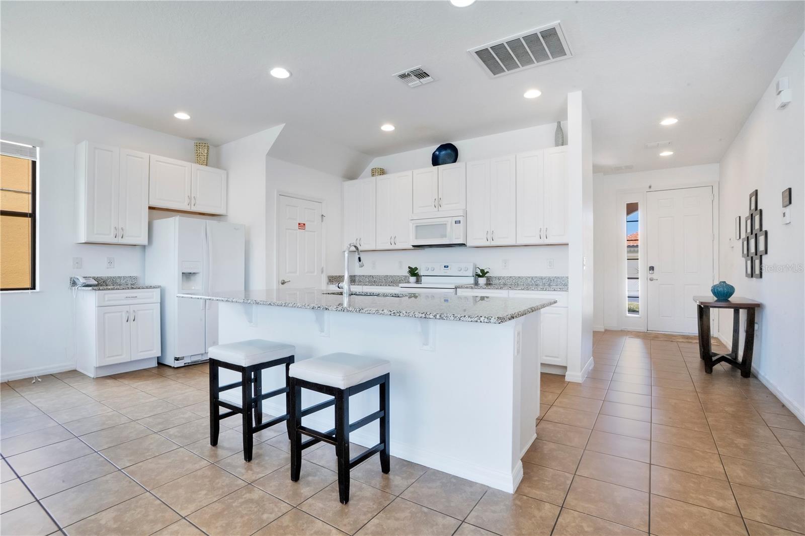 Image 4 of 52 For 2613 Rosemont Circle