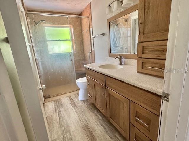 Image 12 of 13 For 1516 Crestview Drive