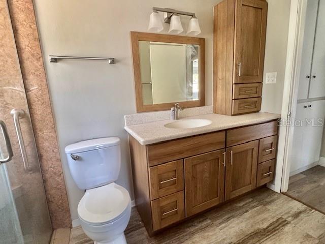 Image 8 of 13 For 1516 Crestview Drive