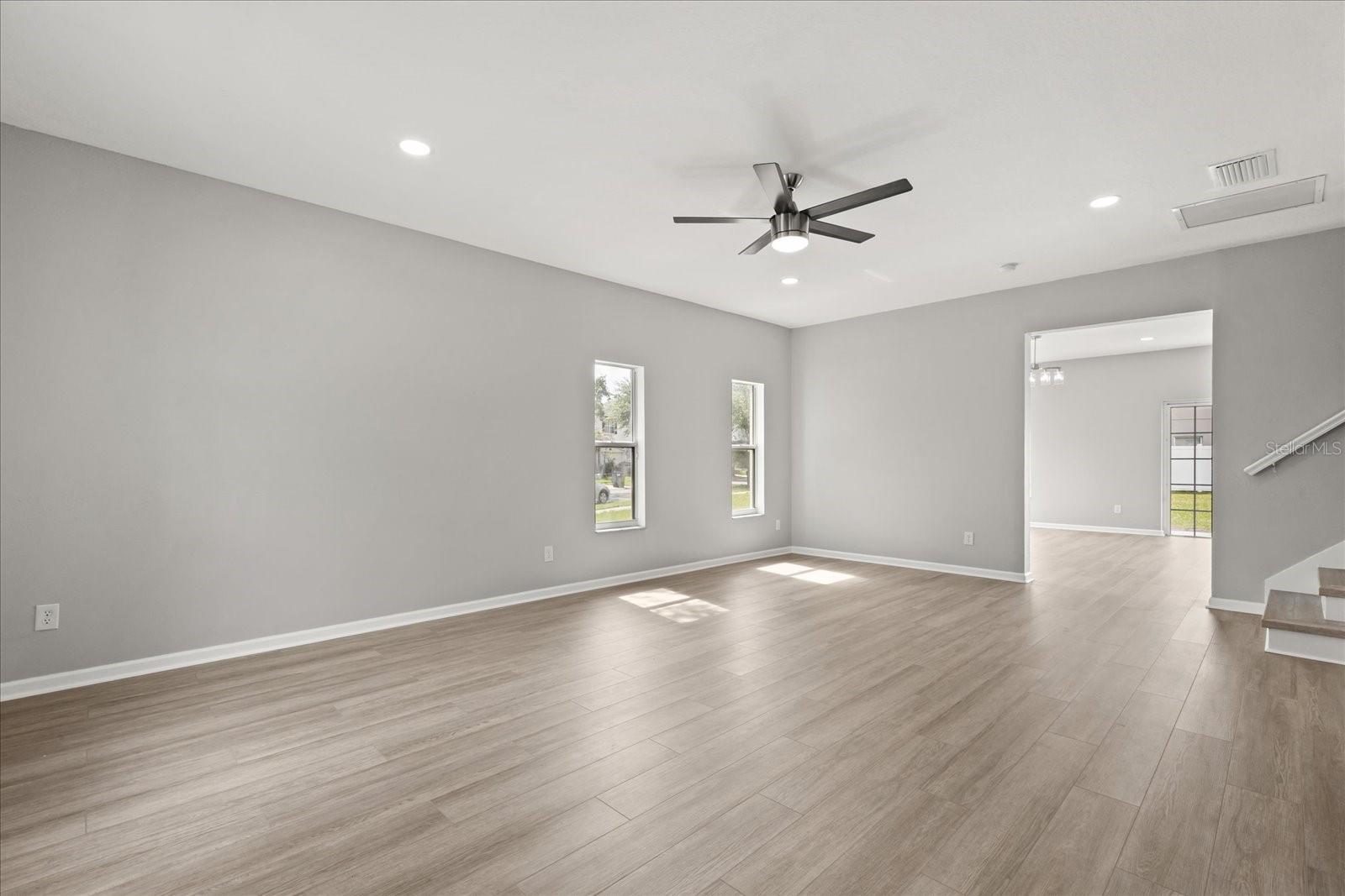 Image 12 of 43 For 11062 Prairie Hawk Drive