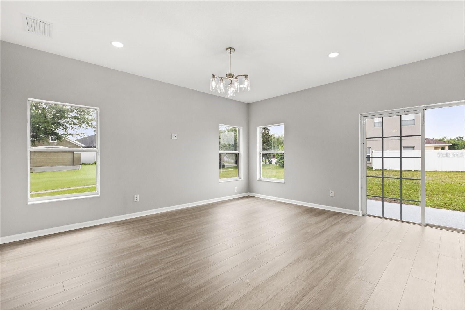 Image 13 of 43 For 11062 Prairie Hawk Drive