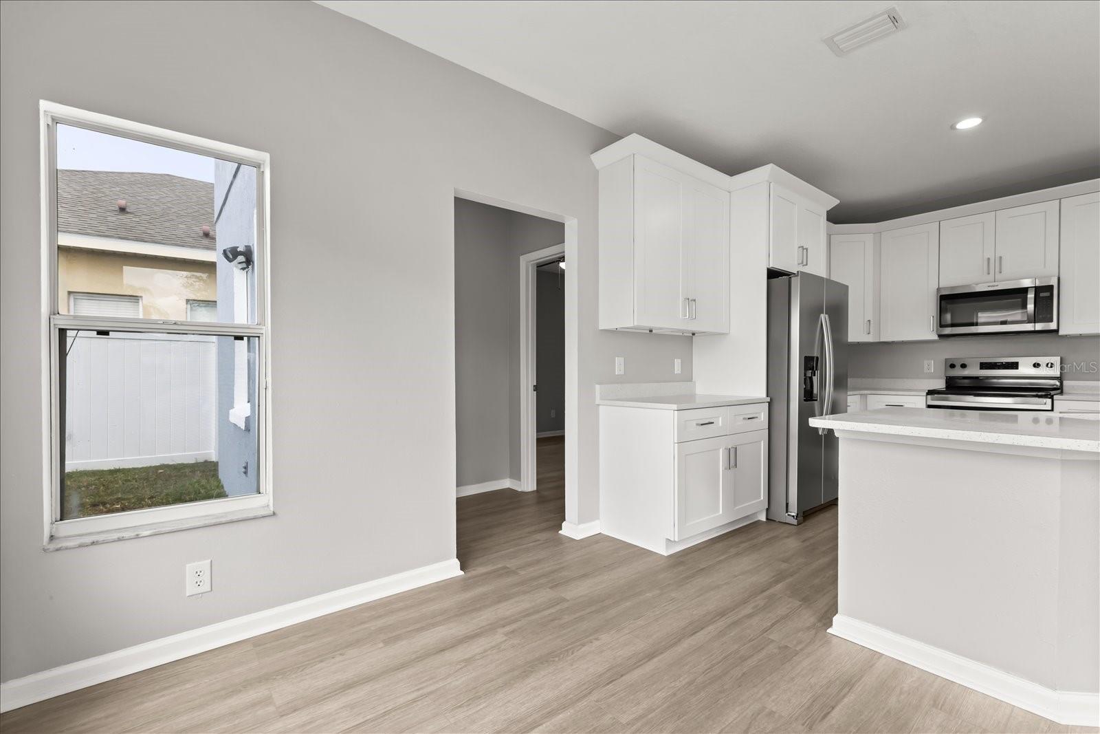 Image 9 of 43 For 11062 Prairie Hawk Drive