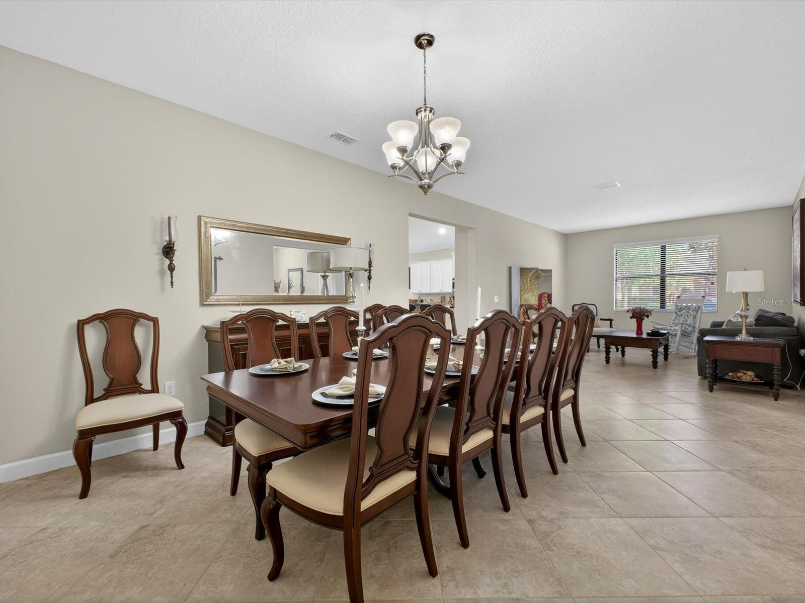 Image 22 of 57 For 1300 Gleneagles Lane